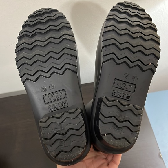 UGG Rain Boots - Picture 5 of 7